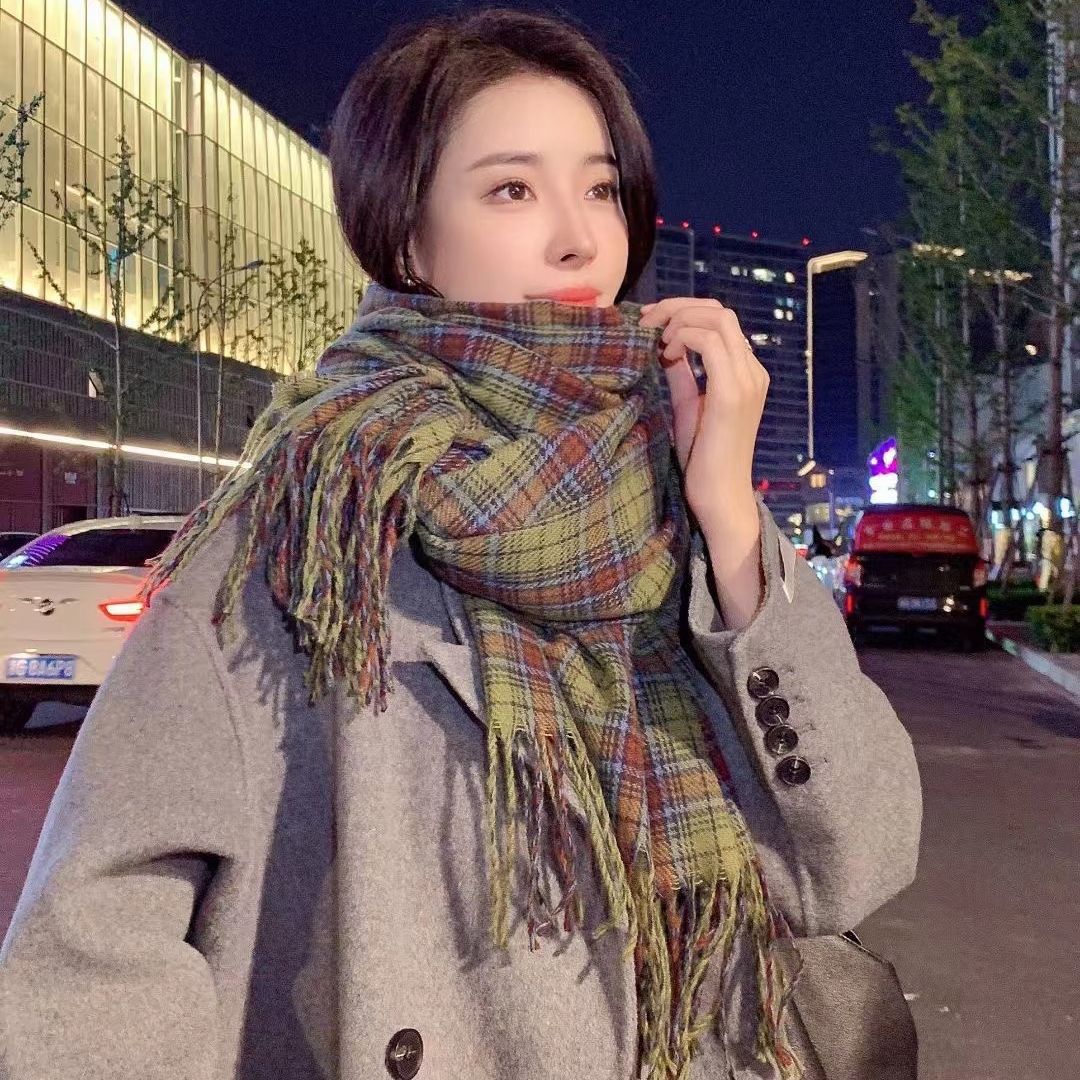Nueva versátil engrosada de alta calidad bufanda de Chal caliente para hombres Estilo coreano retro bufanda a cuadros verde para mujeres Otoño e Invierno
