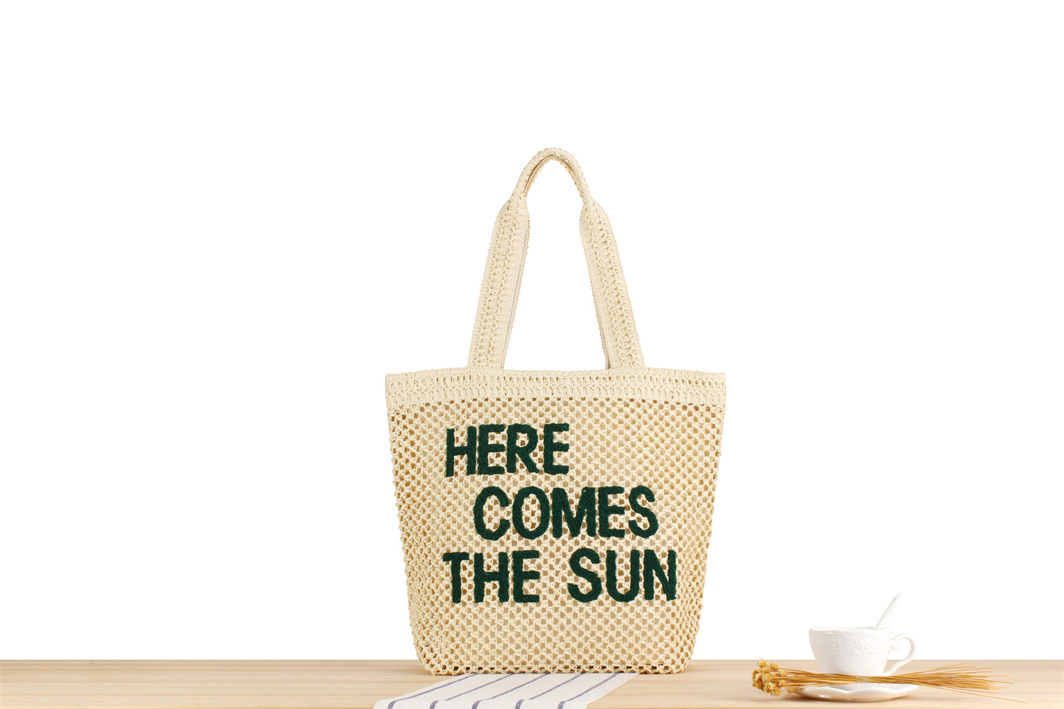 Femmes Plage Style Classique Lettre Papier Sac De Courses display picture 1