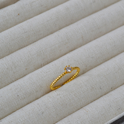 Japanese and Korean niche minimalist brass gold-plated spiral claw-set zirconia and sparkling diamond open-adjustable thin ring for index finger