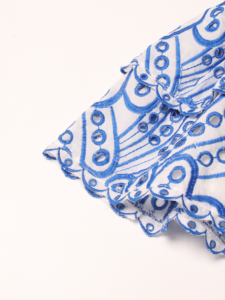 Bohemisk broderad axelbandslös klänning med volanger_voghion.com