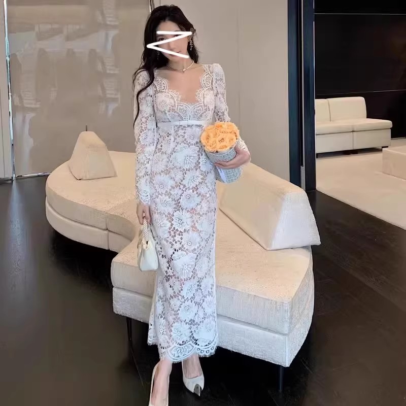 2026 Autumn/Winter V-Neck Short-Sleeve Lace Crochet Hollow-Out Fishtail Dress Gown