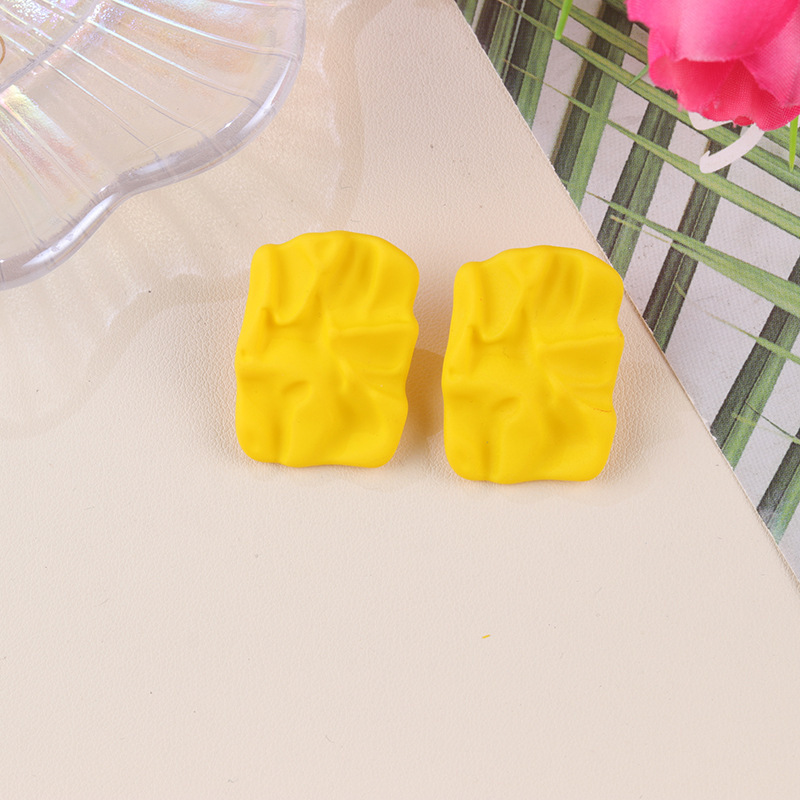 新しい夏の新鮮でハイエンドのキャンディーカラーの不規則なプリーツスクエアアクリルシンプルで多用途なイヤリング|undefined
