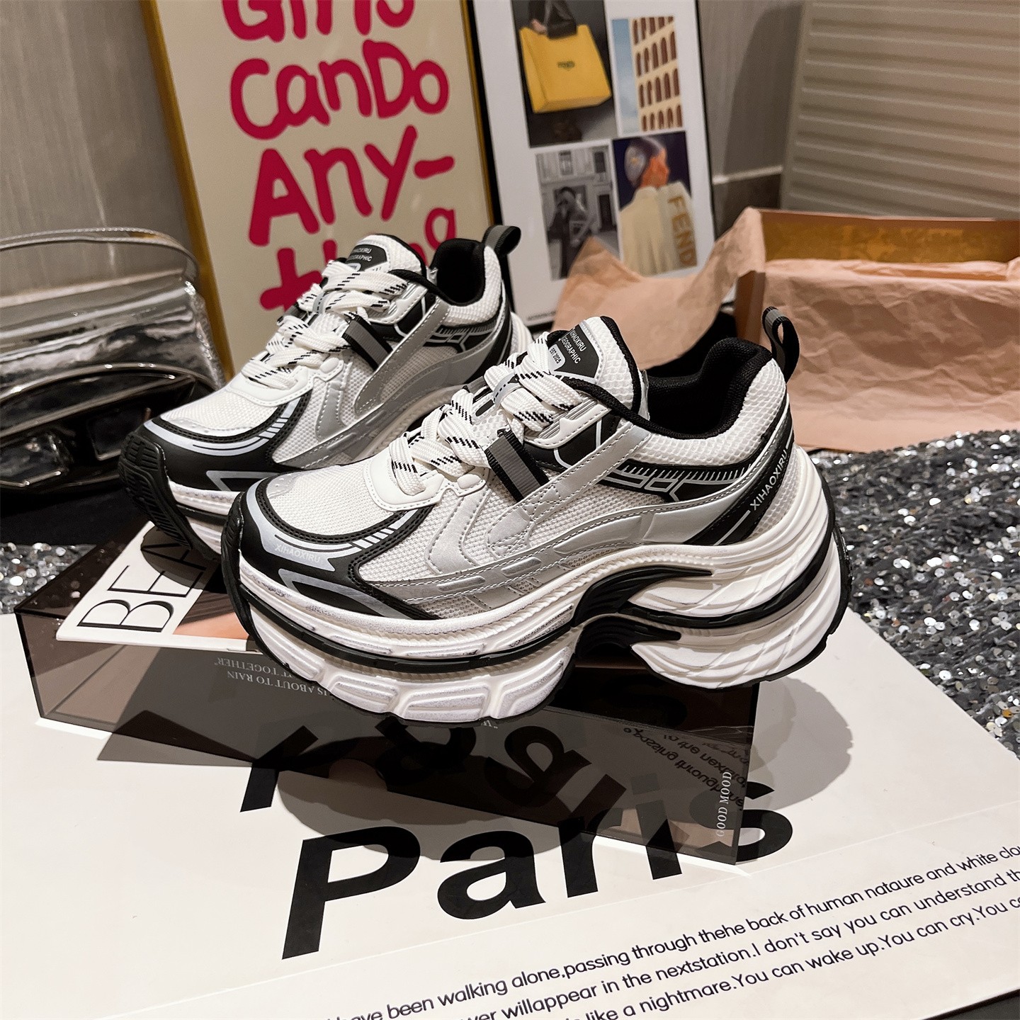 Paris Dad Shoes for Women, Autumn and Winter New Thick-Soled Platform Shoes for Small People, Super High Heels, Distressed Color Explosion Shoes, Casual Shoes