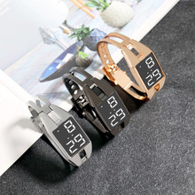 厂家现货直销女士手镯腕表方形触控简约潮流韩版LED电子手表