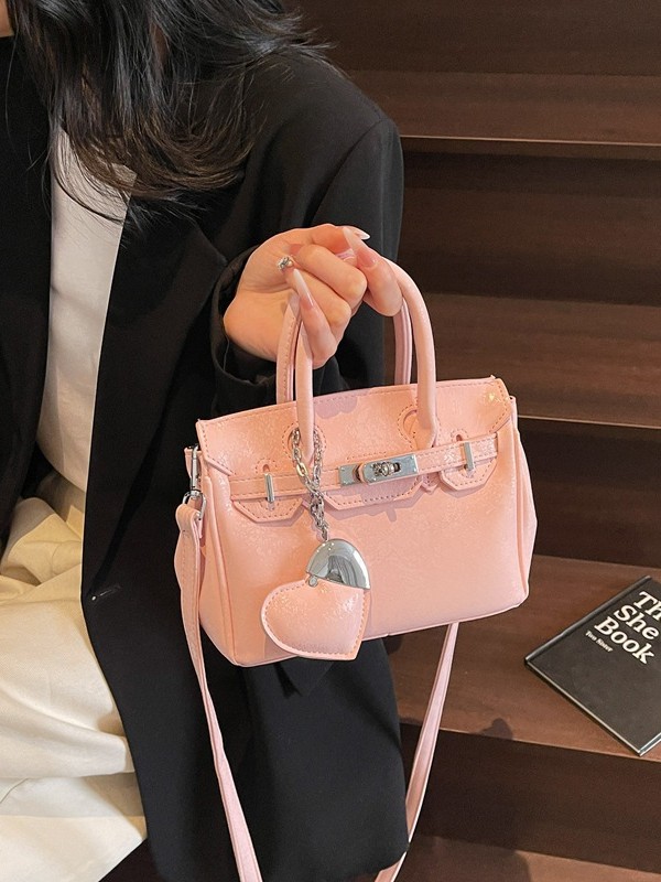 Bolso de platino popular europeo y americano transfronterizo para mujer 2025 nuevo bolso de hombro de nicho simple de moda bolso de mensajero de todo fósforo