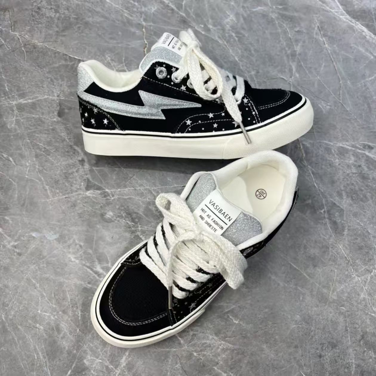 Verano lienzo de moda relámpago zapatos de skate estrellas nuevas tendencias de zapatos de skate jóvenes estudiantes zapatos de moda para hombres y mujeres image 3