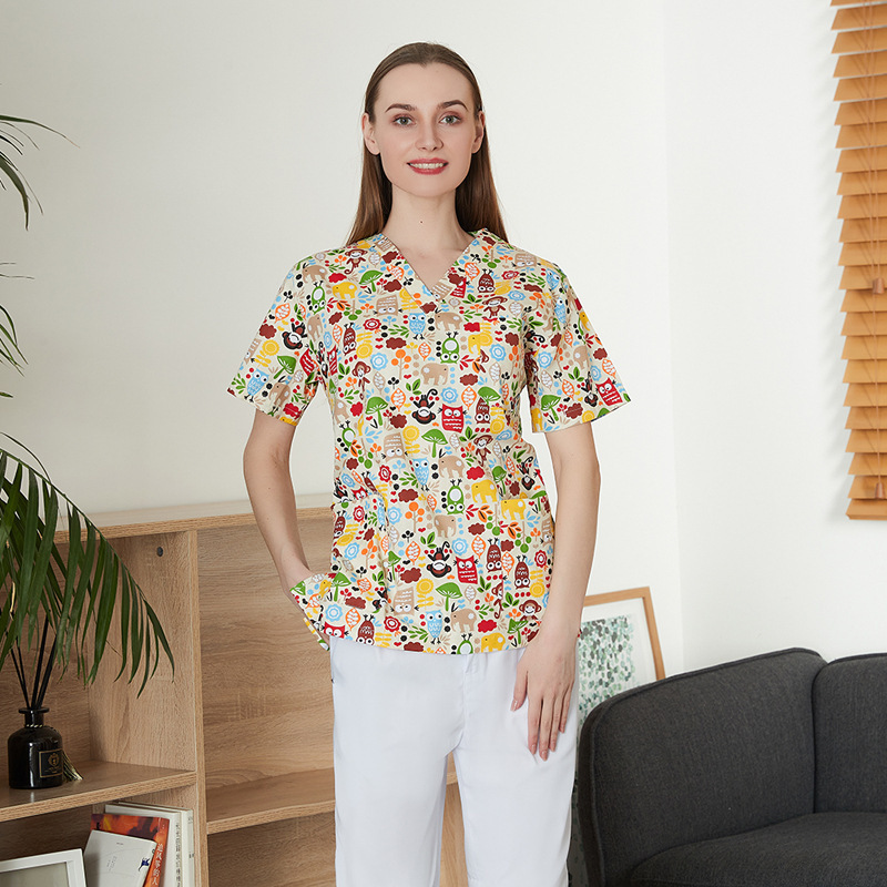 国境を越えたアマゾンの爆発的なアニメプリント看護師服女性vネック半袖tシャツ上着手術服作業服男性|undefined