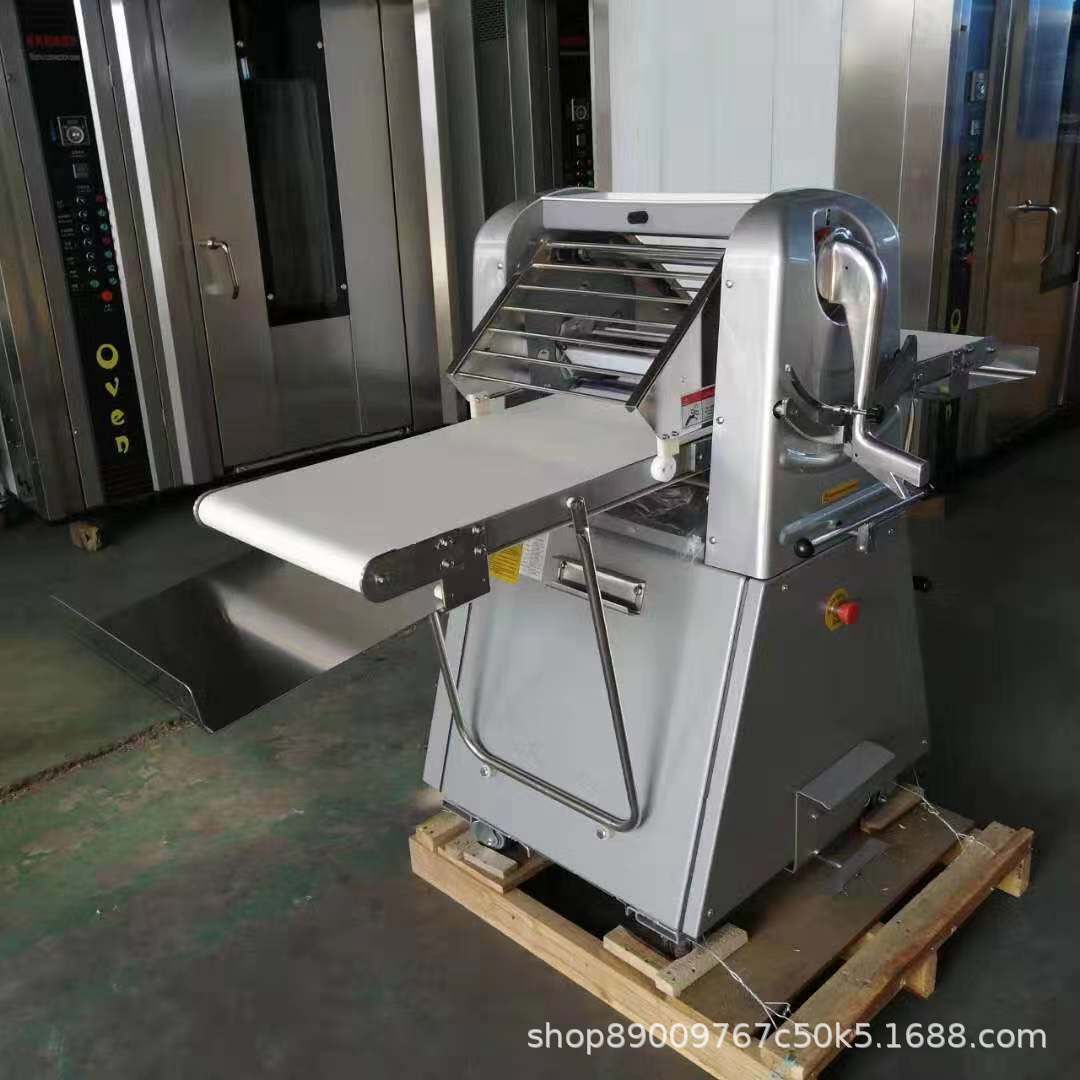 台式蛋挞面包起酥机立式千层酥皮成型机商用面包面团酥皮机牛角包