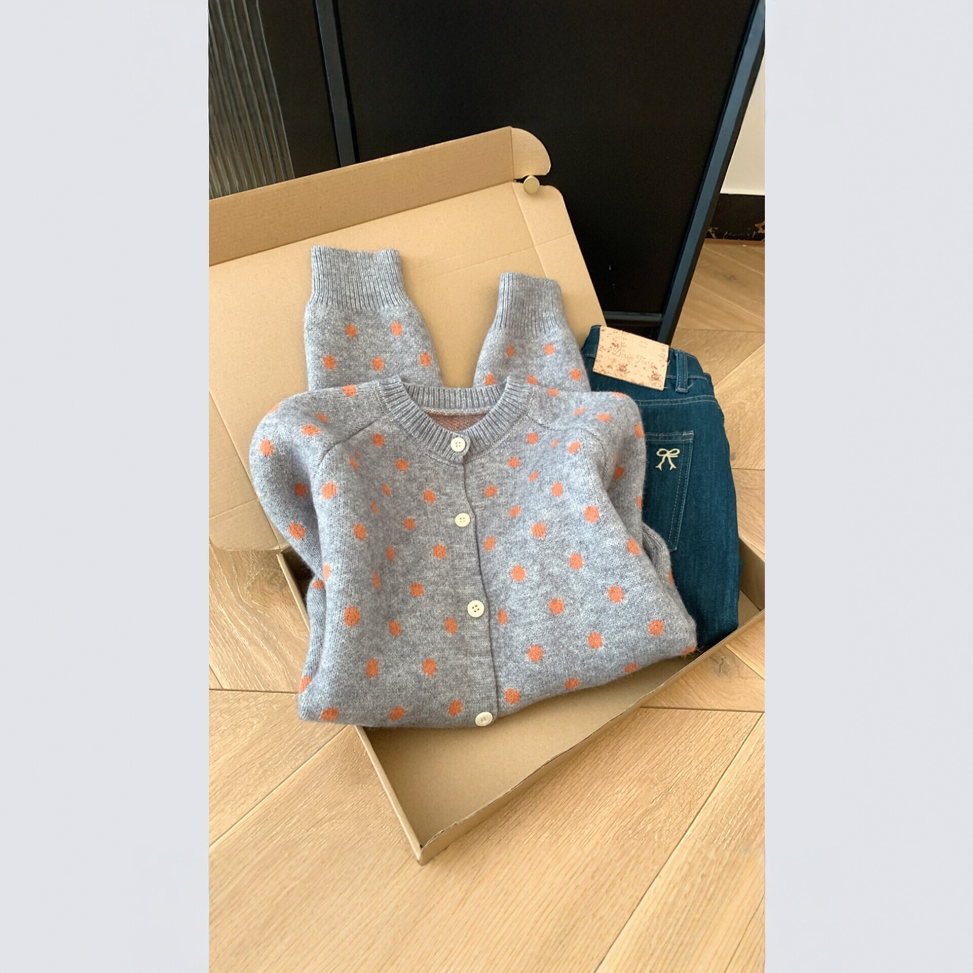 韩系波点针织开衫女秋冬季新款宽松圆领毛衣外套软糯百搭早秋上衣