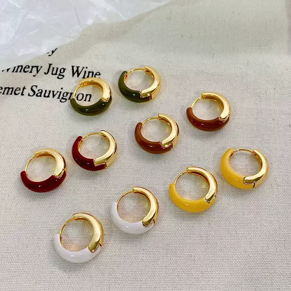 Copper Gold-Plated Korean-Style Minimalist Enamel Drip Glaze Round Earrings for Women, New Light Luxury Fashion Versatile Hoop Earrings Trendy