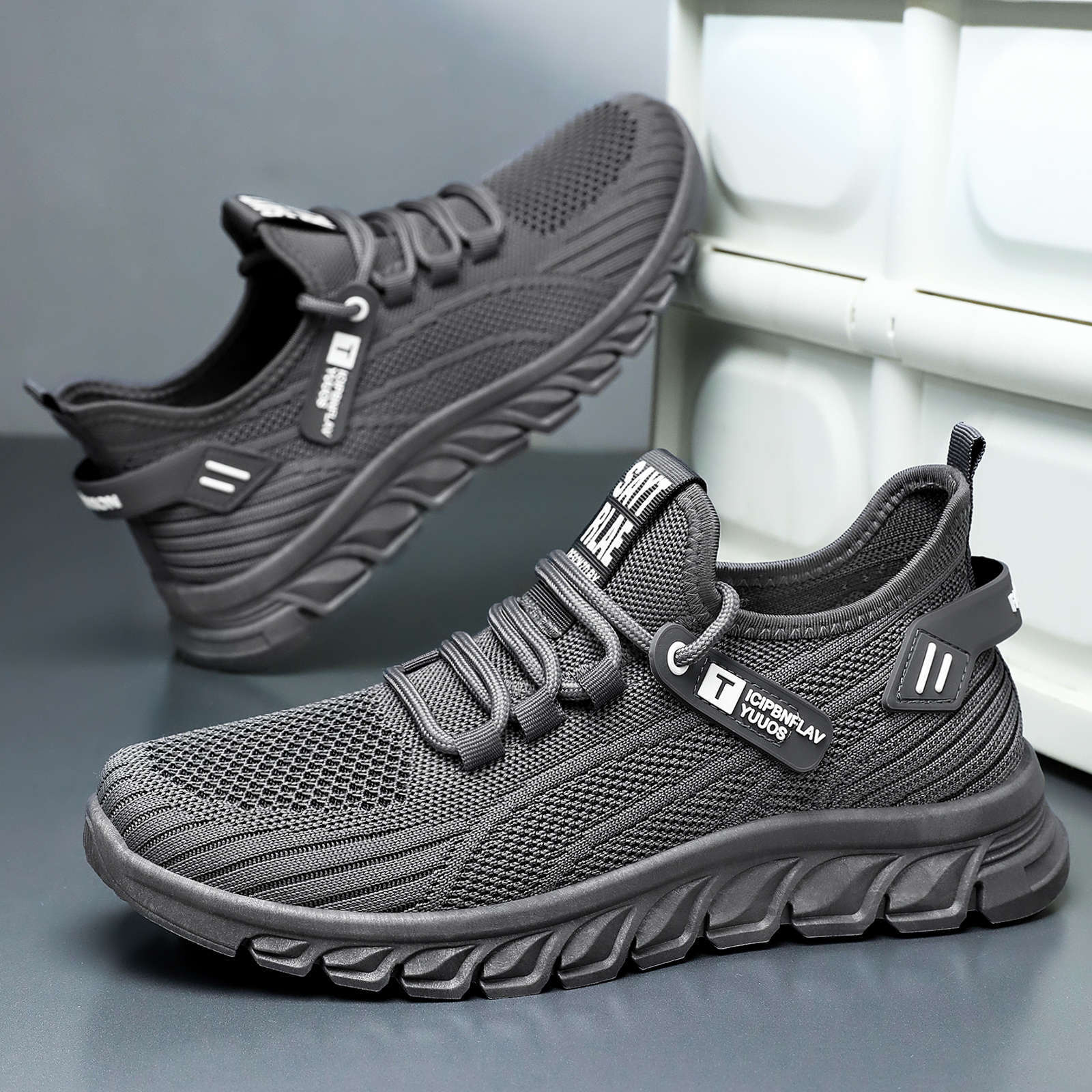 Zapatos deportivos de hombre primavera zapatos de hombre grandes zapatos de correr transfronterizos zapatos de red universal con suela suave no cansada zapatos de pie único