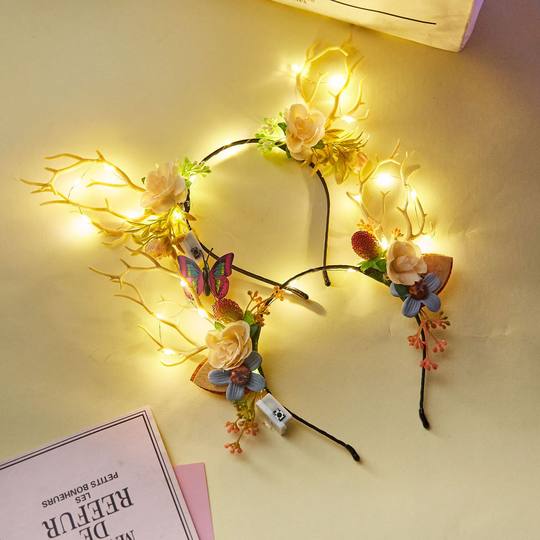 Big antler headband night market luminous toys flash stall headband Christmas reindeer flower fairy headdress wholesale