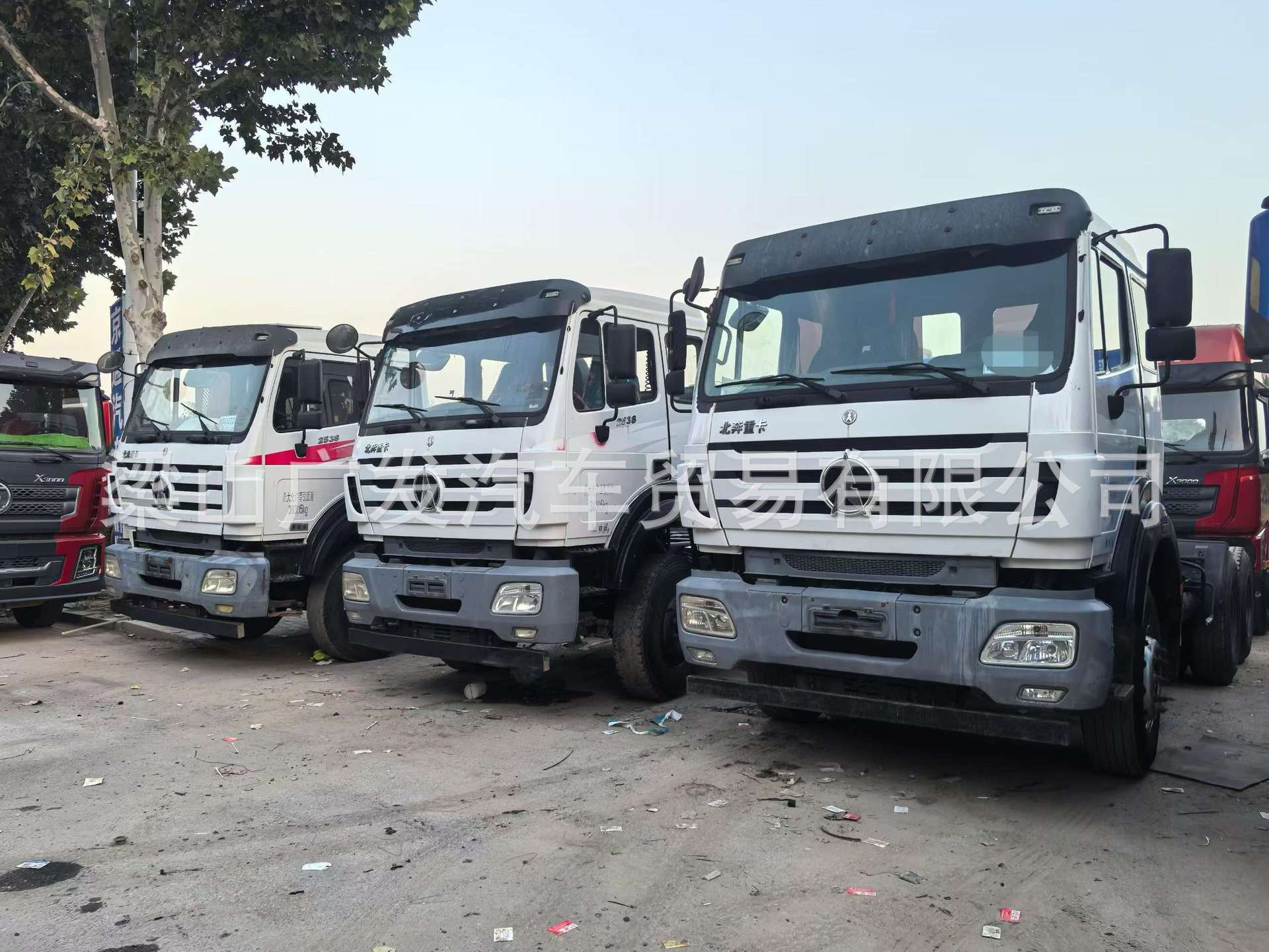 Used Beiben heavy-duty truck tractor head, 6x4 dual-drive diesel semi-trailer truck, in excellent new condition, suitable for export