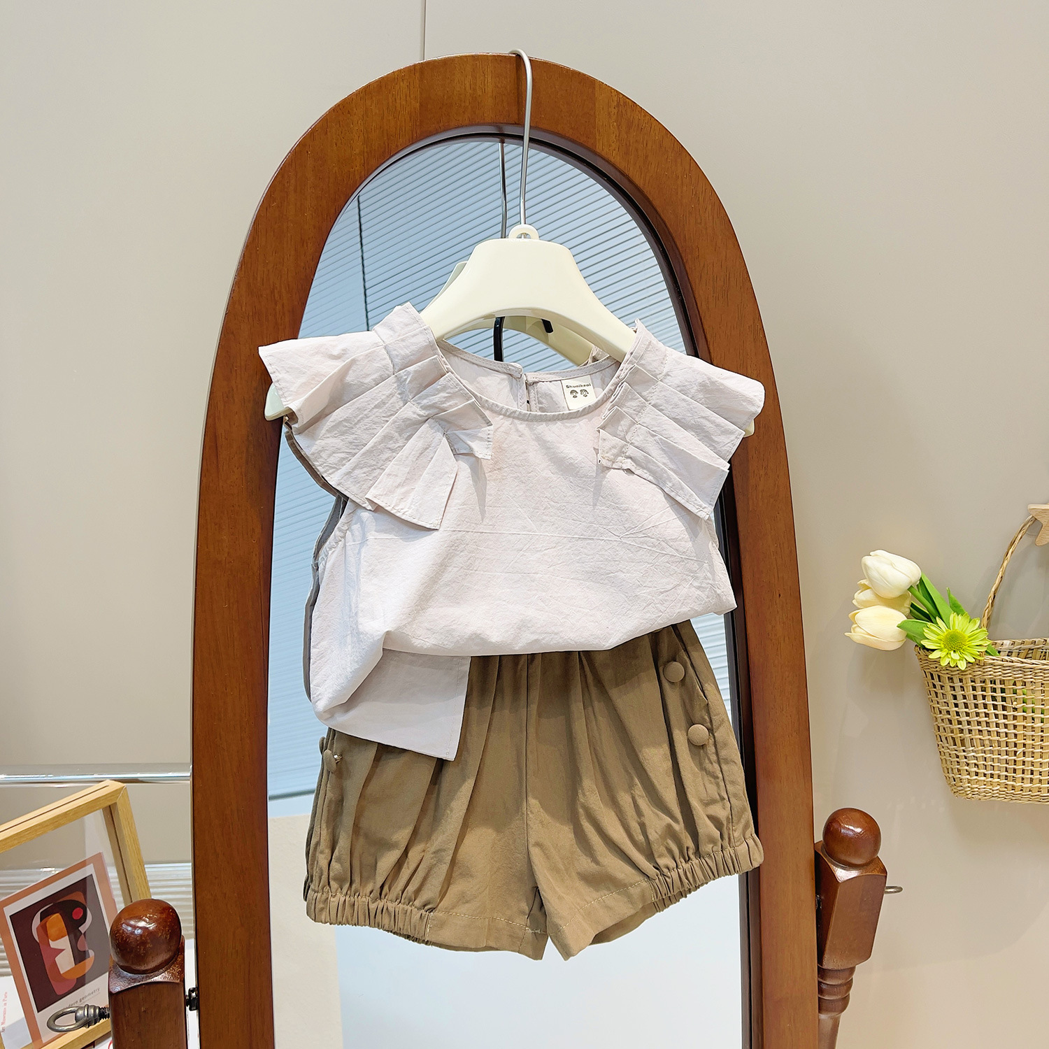 Mädchen Set Mit Rüschenärmel Top Und Lässigen Shorts_voghion.com