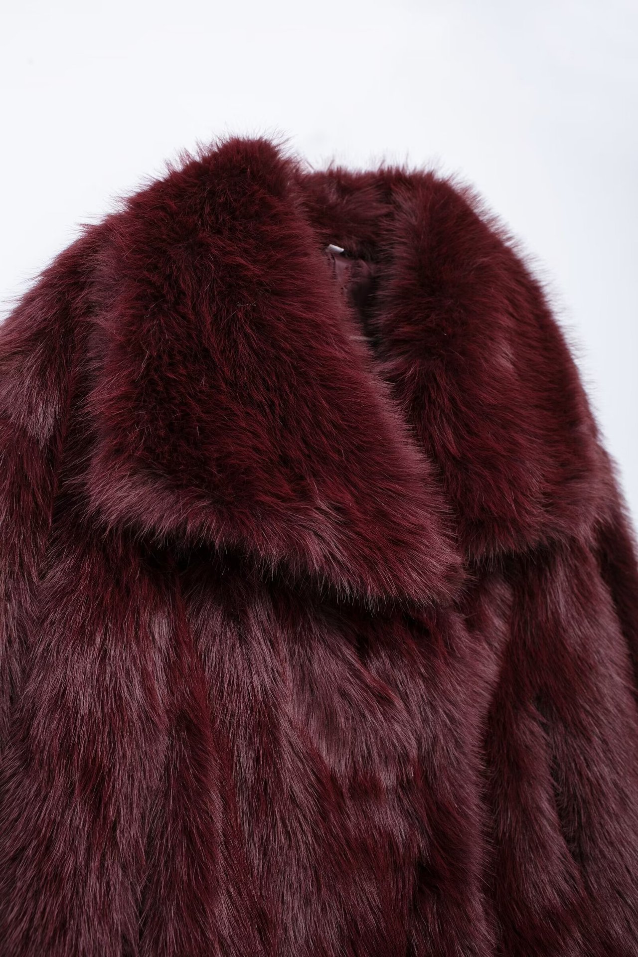 1330g Weight Faux Fur Coat Outerwear Type Long Sleeve Sleeve Length Single Breasted Placket Type Polyester Fabric Type Long Top Length Coat Tops Type Holiday Occasion Turndown Neckline Loose Fit Type Solid Color Pattern Winter, Autumn Season Women's Gender Pocket Design Elegant, Streetwear Style Women's Elegant Streetwear Solid Color Pocket Single Breasted Coat Faux Fur Coat 40