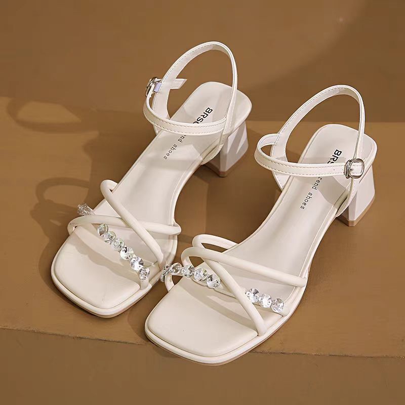 Soft-Soled, Comfortable Silver Chunky Heel High Heels, New Summer European-Style Fashionable Versatile One-Strap Sandals Soft-Soled, Comfortable Silver Chunky Heel High Heels, New Summer European-Style Fashionable Versatile One-Strap Sandals