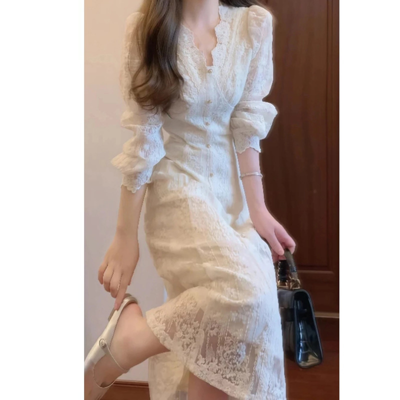 2025秋季法式甜美温柔风白色蕾丝连衣裙长袖收腰气质长裙子千金感|undefined