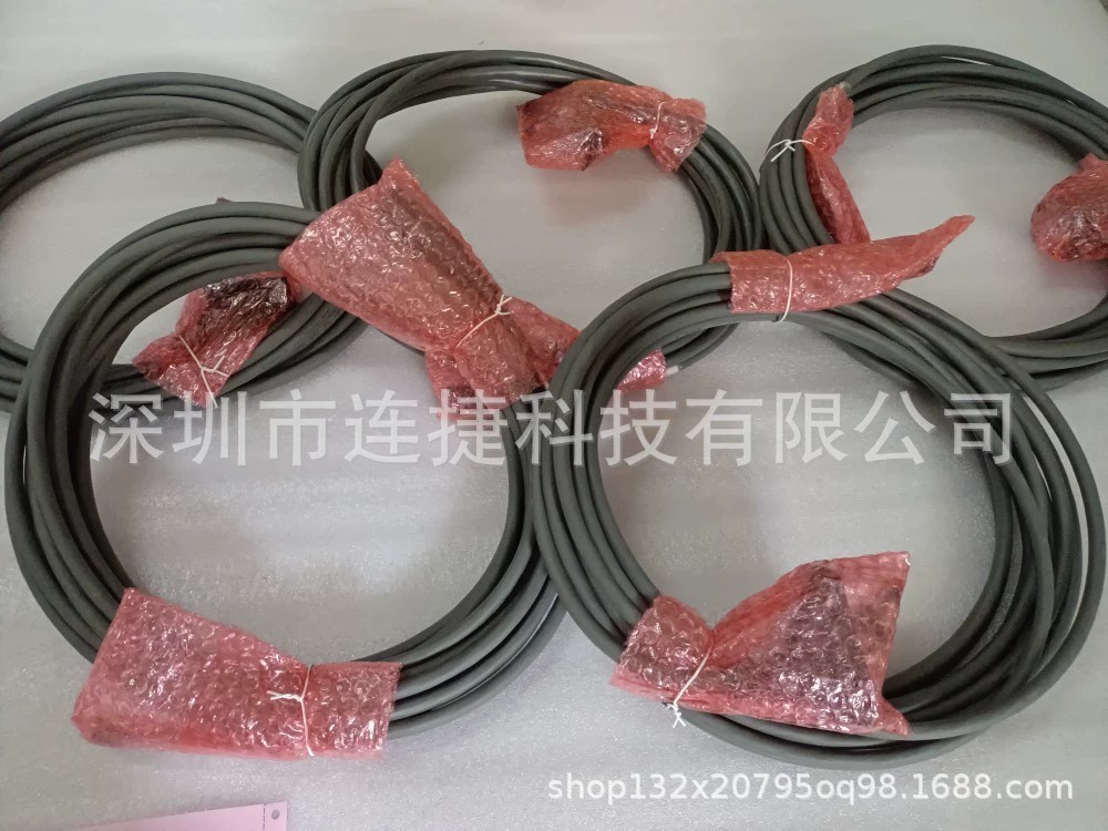 00-181-563C4示教器线缆 KUKA机器人线机器人吊坠线00181563
