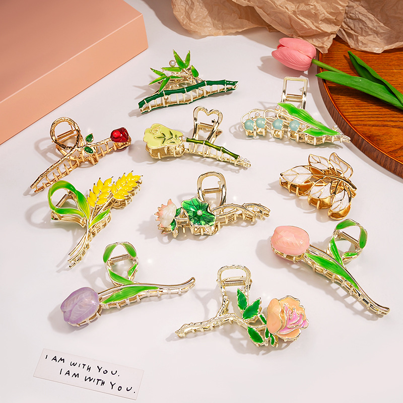 Hair Clip, Hair Claws Hair Accessories Type Sweet Pastoral Women'S Rose Flower Grain Alloy Plating Hair Clip Hair Claws