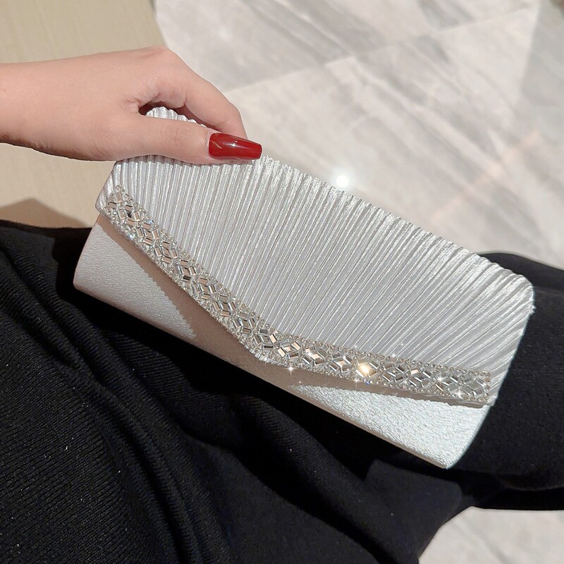 2026 New Evening Bag European and American Fashion Pleated Clutch Bag with Rhinestones and Velvet Simple Evening Crossbody Bag for Women 2026 New Evening Bag European and American Fashion Pleated Clutch Bag with Rhinestones and Velvet Simple Evening Crossbody Bag for Women