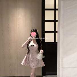 蝴蝶结蕾丝印花吊带连衣裙女夏季纯欲收腰短裙无胸垫修身蓬蓬裙子