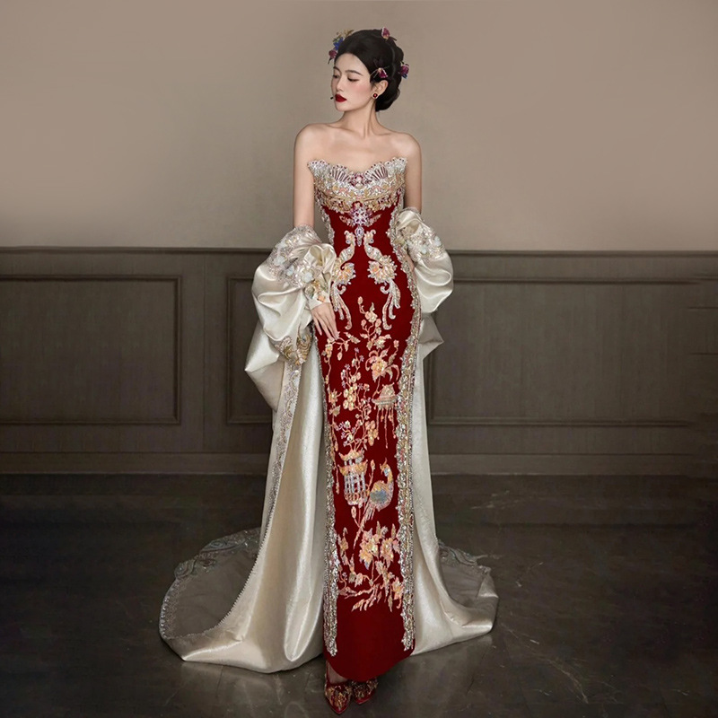 Qipao Tube Top Gown with Train, Wedding Dress, 2026 New Style, Traditional Chinese Wedding Attire, Bride's Engagement Banquet Dress