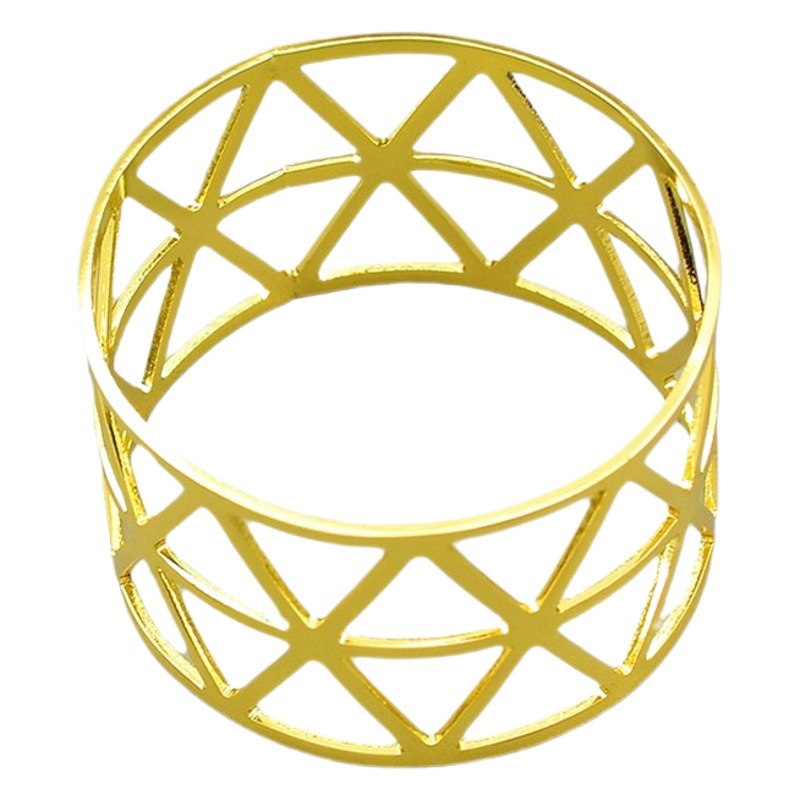 1 yuan oferta especial anillo de servilleta de hotel anillo de servilleta americano europeo triángulo hueco de metal anillo de servilleta de tela de boca dorada promoción