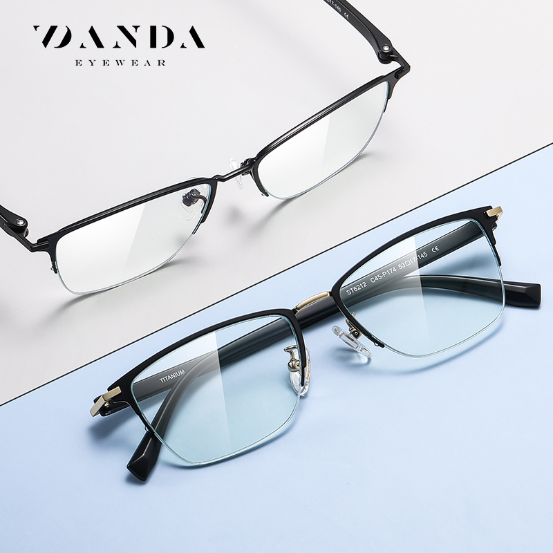 Directo de fábrica gafas de titanio puro hombres de negocios anti-azul gafas de luz ST6212 ultra ligero miopía gafas lisas