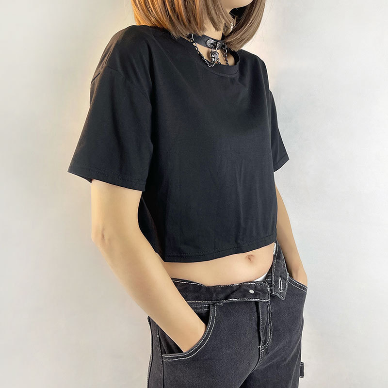 T-shirt corto in pizzo nero con farfalla da donna trendy_voghion.com