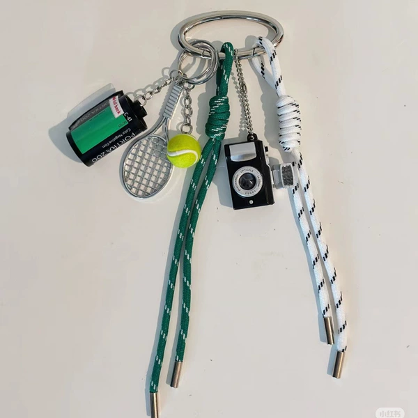 Green camera, pendant