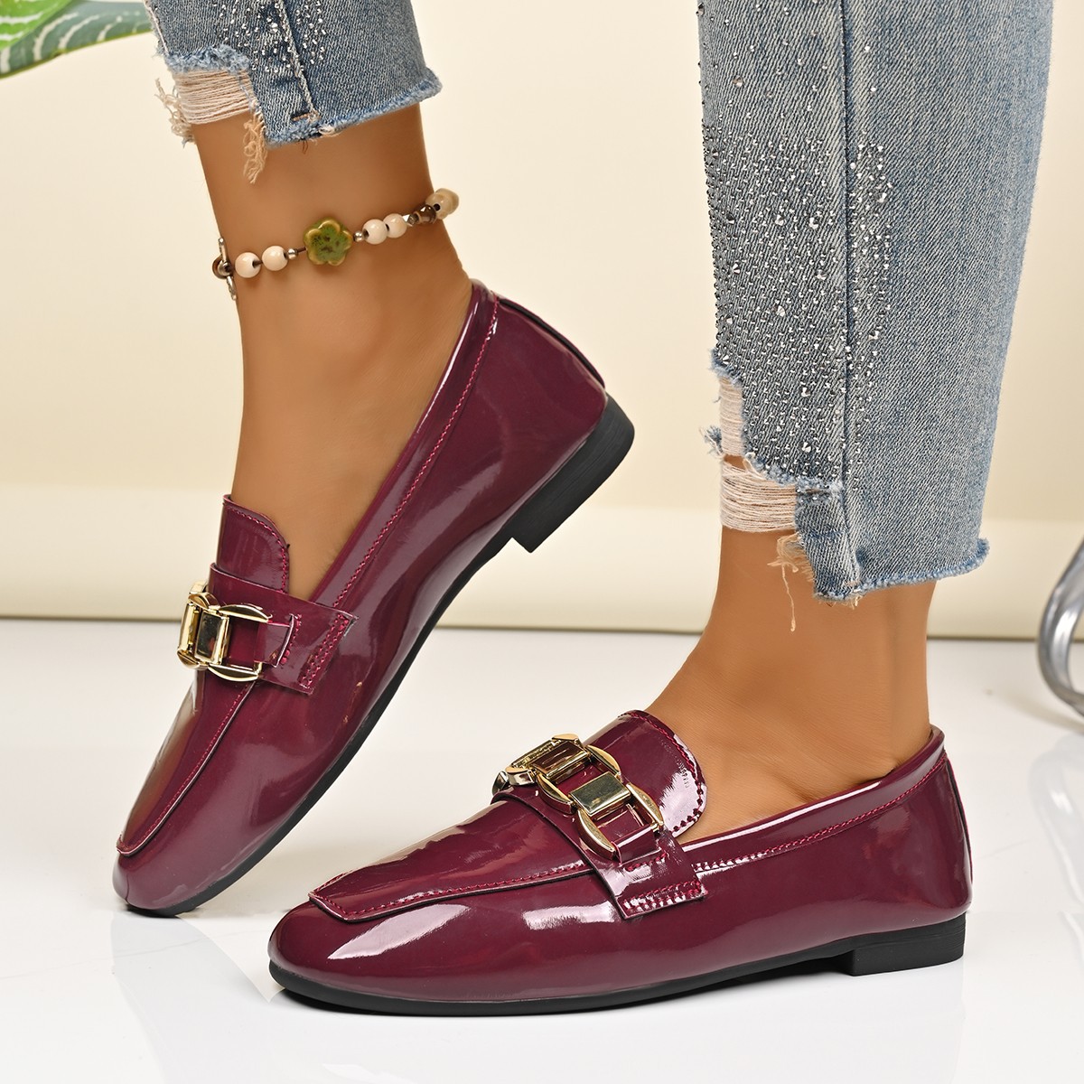 Women's Metal Chain Flat Loafers Autumn Casual Style Export Available New_vogvips.com