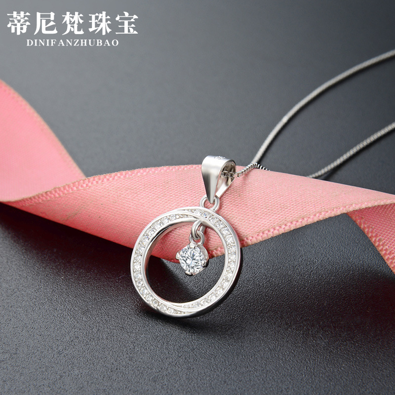 Moda japonesa y coreana de estilo completo diamante collar redondo s925 plata esterlina diamante-incrustado latido corazón clavícula cadena colgante femenino al por mayor