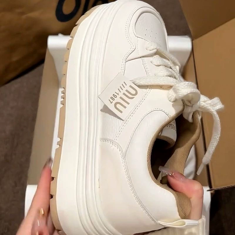 Кроссовки Meillard женские весенние и осенние кексы с круглой головкой маленькие белые туфли с толстой подошной кампусной кроссовки хлебные туфли увеличенные повседневные туфли