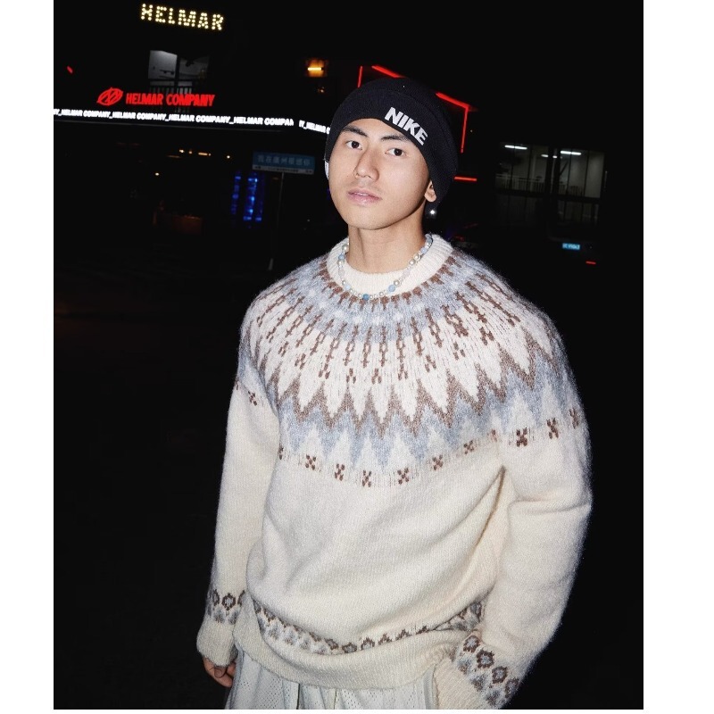 New Year Men's Winter Jacquard Loose Casual Literary Retro Youth New Year Red Knitted Sweater Trendy Pullover New Year Men's Winter Jacquard Loose Casual Literary Retro Youth New Year Red Knitted Sweater Trendy Pullover