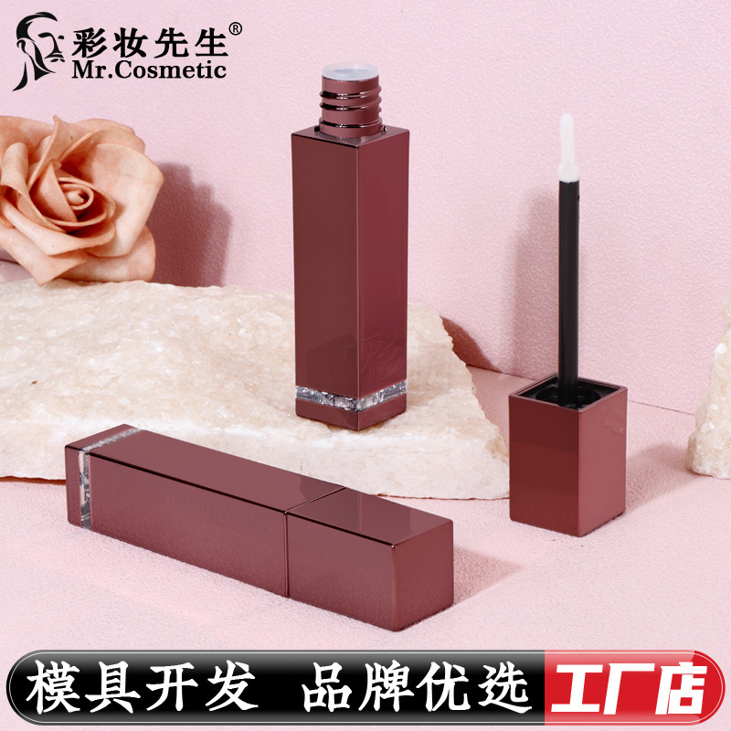 Brown Square Lip Gloss Empty Tube, High-Quality Lip Mud, Simple and Versatile, Suitable for Various Designs, with an Outstanding Appearance Brown Square Lip Gloss Empty Tube, High-Quality Lip Mud, Simple and Versatile, Suitable for Various Designs, with an Outstanding Appearance