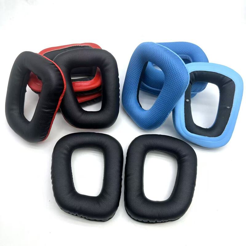 A pair of earpads suitable for Logitech G35, G930, G430, G231, G431, and G331 headphones A pair of earpads suitable for Logitech G35, G930, G430, G231, G431, and G331 headphones