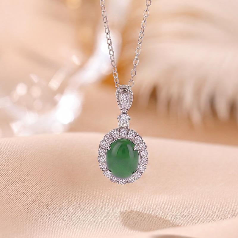 Mẫu ngọc lục bảo