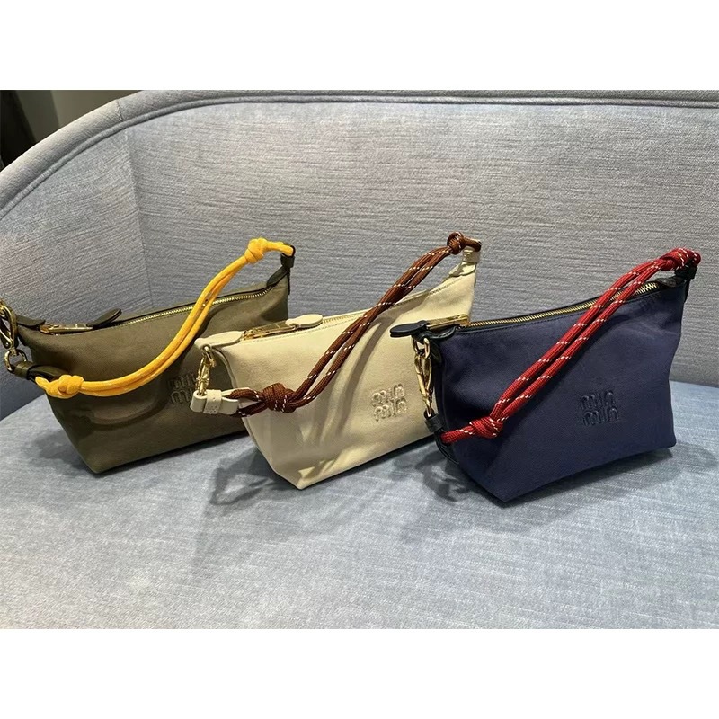 Brand universal woven handheld lunch box for leisure