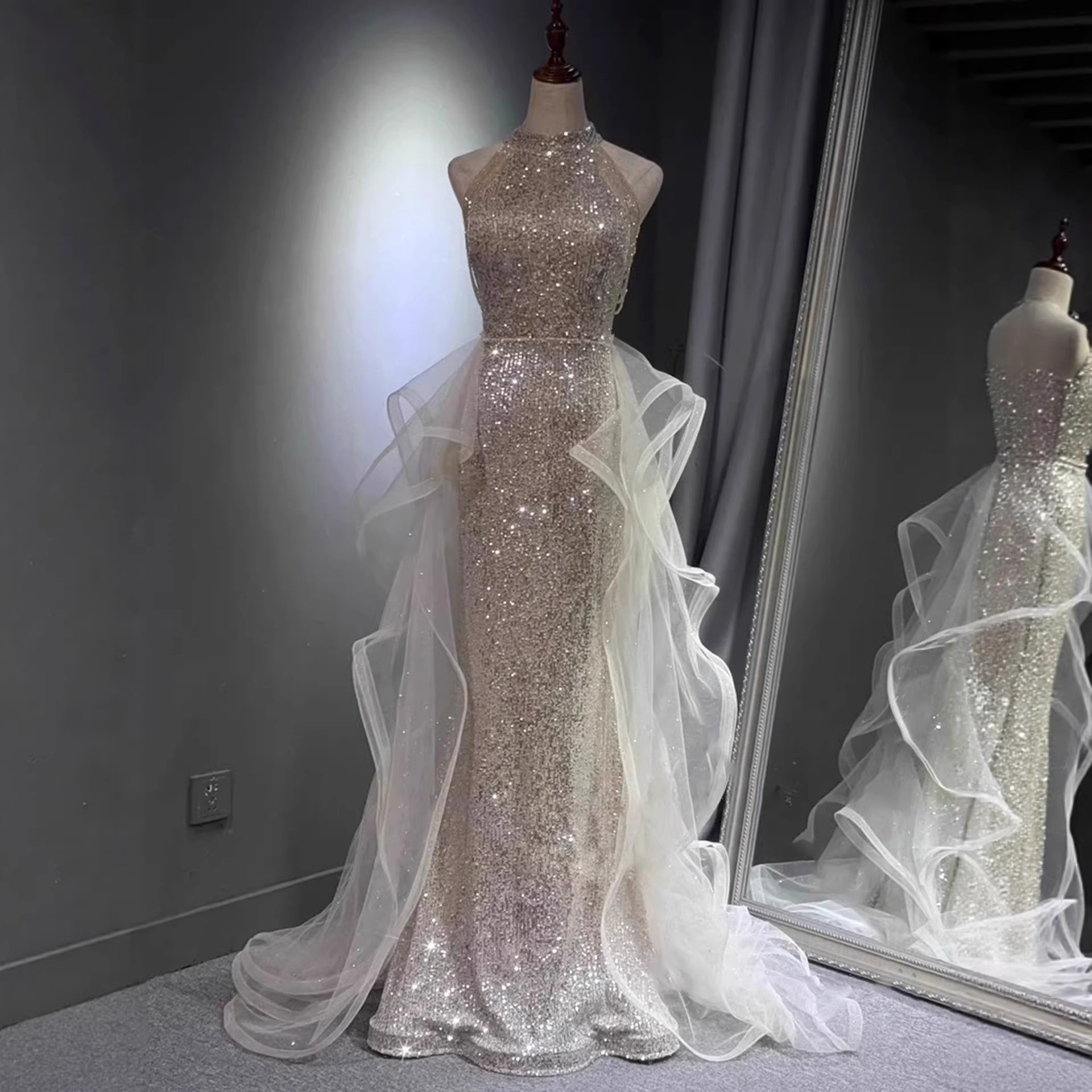 Silver White Sequined Mermaid Evening Gown For Women New Style Understated Luxury Perfect For Engagement Parties And Special Occasions_ecoleips.com