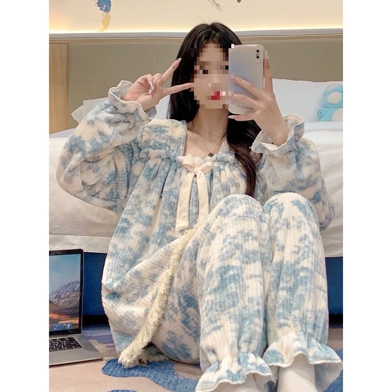 Winter Coral Velvet Pajamas for Women, Sweet Pastoral Style Long-Sleeved Warm Suits for Going Out, Thickeneded Flannel Home Clothes