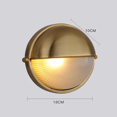 Round golden trumpet