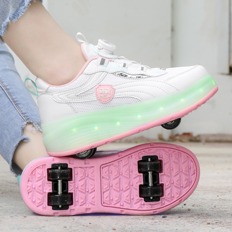 Nieuwe vierwielige wandelschoenen LED kleurrijke lichtschoenen opladen rolschaatsen kinderwielschoenen outdoor casual schoenen_voghion.com