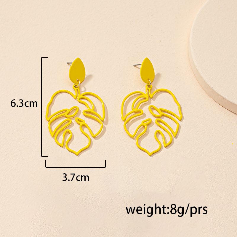 European and American new hollow leaf earrings female retro alloy earringspicture1