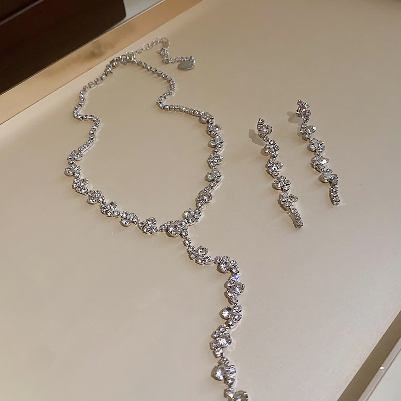 48 # Collar-Plata (juego de dos piezas)