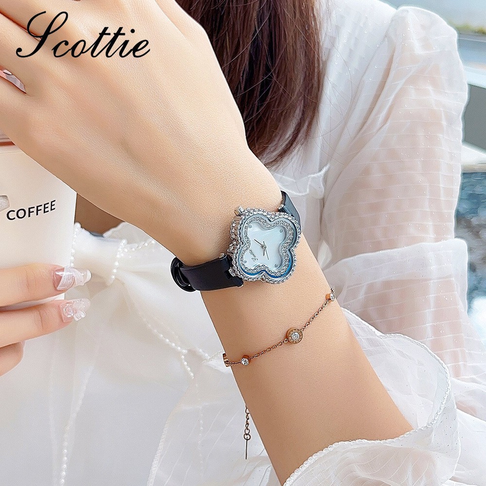Women's Four Leaf Clover Watch With Leather Strap Shell Dial Niche Luxury Quartz Movement Live Streaming_voghion.com