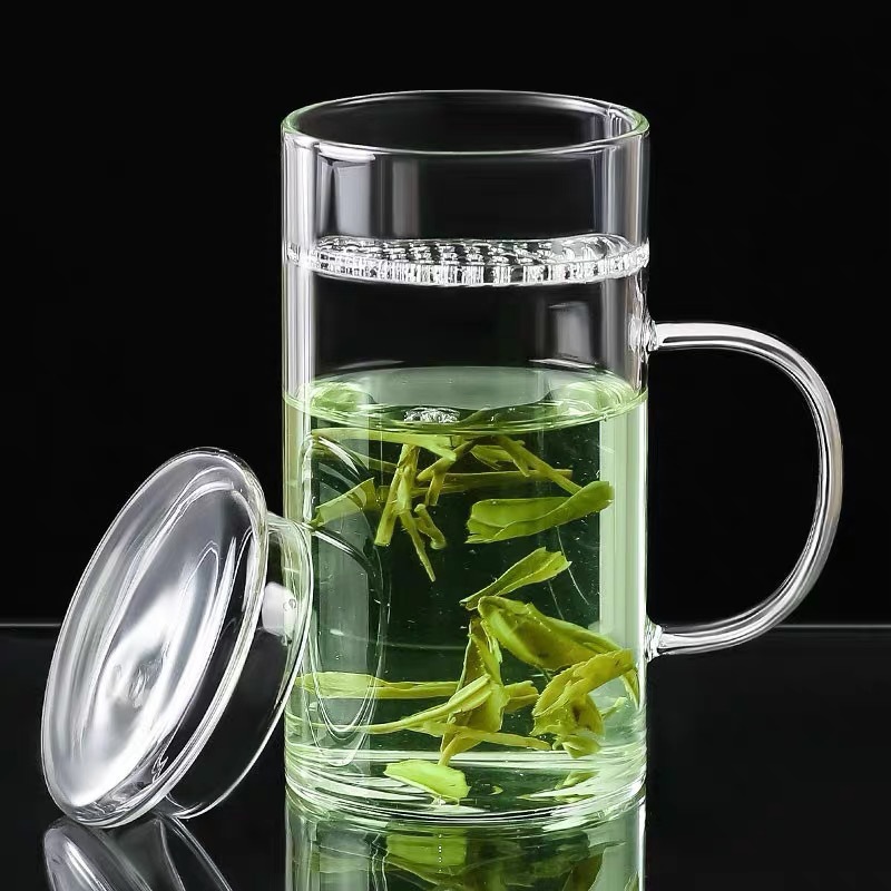 덮개를 가진 300ml