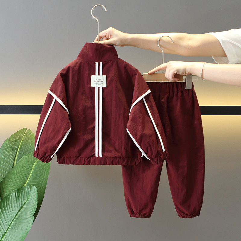 6123 Traje fresco y guapo de moda de otoño para niños 2025 nueva chaqueta cortavientos para niños traje de dos piezas deportivo para bebés