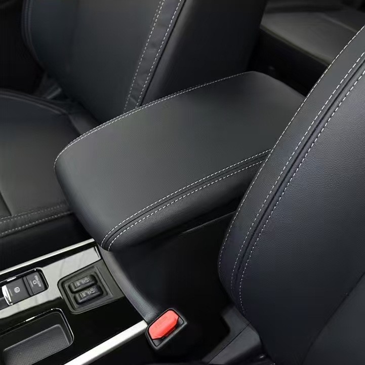 Suitable for 16-21 Models of Outlander Central Armrest Leather Protective Cover, Armrest Box Leather Cover, Armrest Box Cover Leather