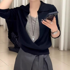 2025翻领撞色拼接假两件针织衫女早秋宽松显瘦Polo衫别致漂亮上衣