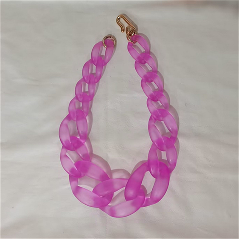 1 Piece Simple Style Gradient Color Arylic Resin Chain Womenu0027S Necklace